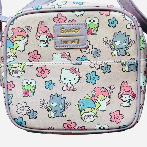 Loungefly Hello Kitty And Friends Floral Crossbody Bag Sanrio NWOT - Picture 2 of 10